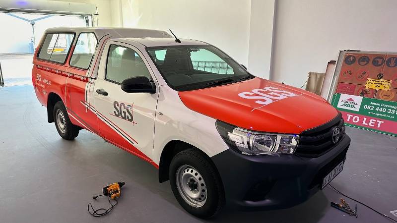 Vehicle-Branding-56
